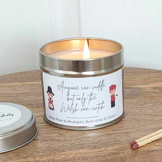 Cwtch Tin Candle image 0